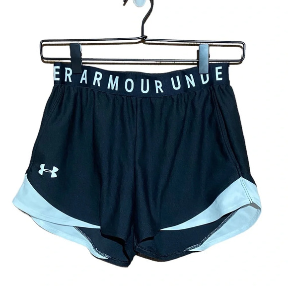 Under Armour Heat Gear Loose Fit Black and White Shorts‎ with Pockets Size Small - Picture 1 of 4